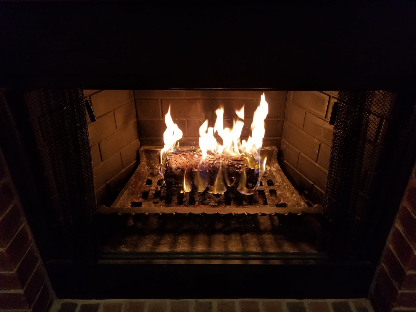 Envirolog Indoor and Outdoor Fire Wood, 4.3 Lb Firelogs, 6 Count