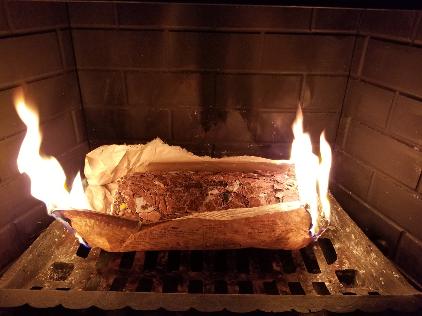 Envirolog Indoor and Outdoor Fire Wood, 4.3 Lb Firelogs, 6 Count